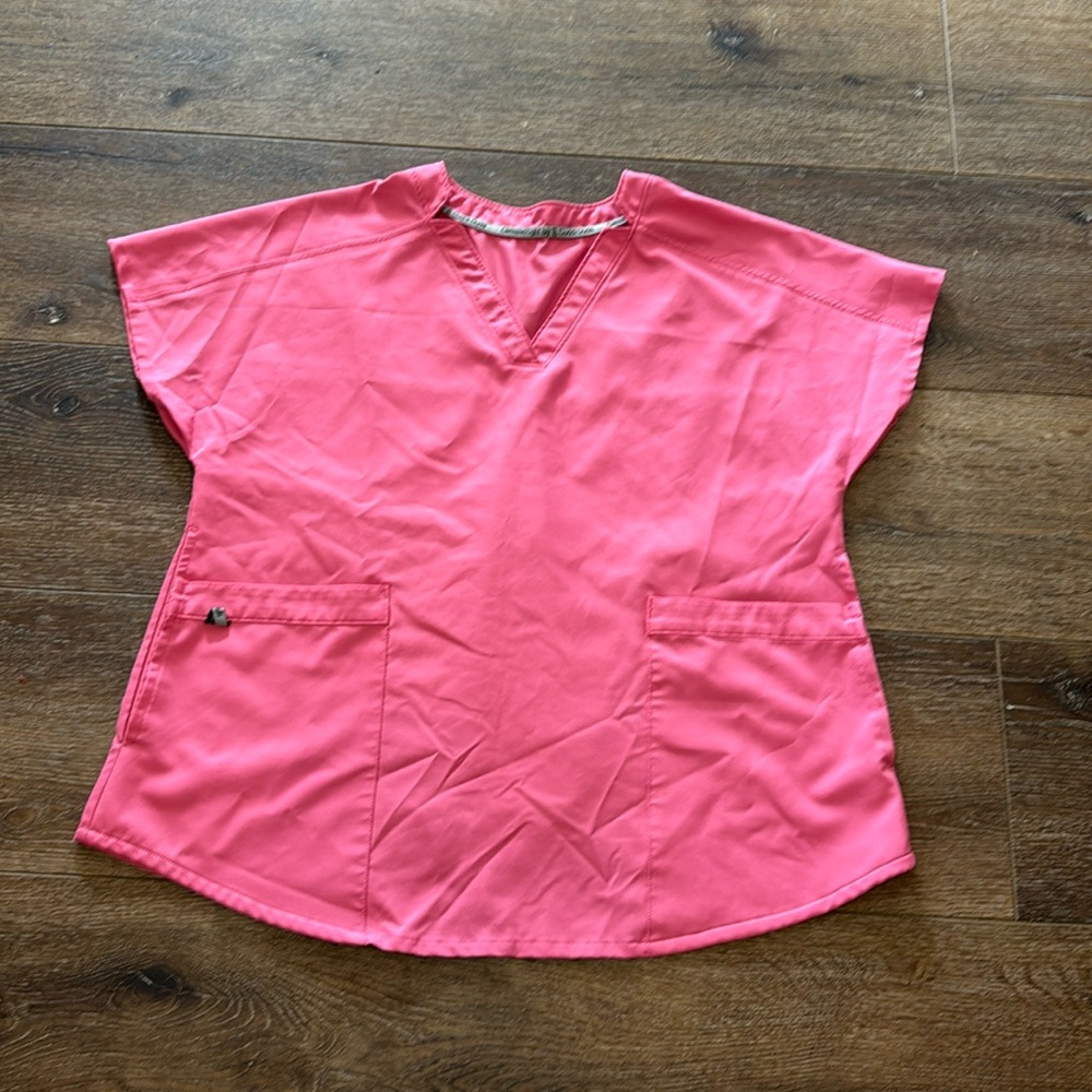 Cuddl duds‎ scrub top pink large